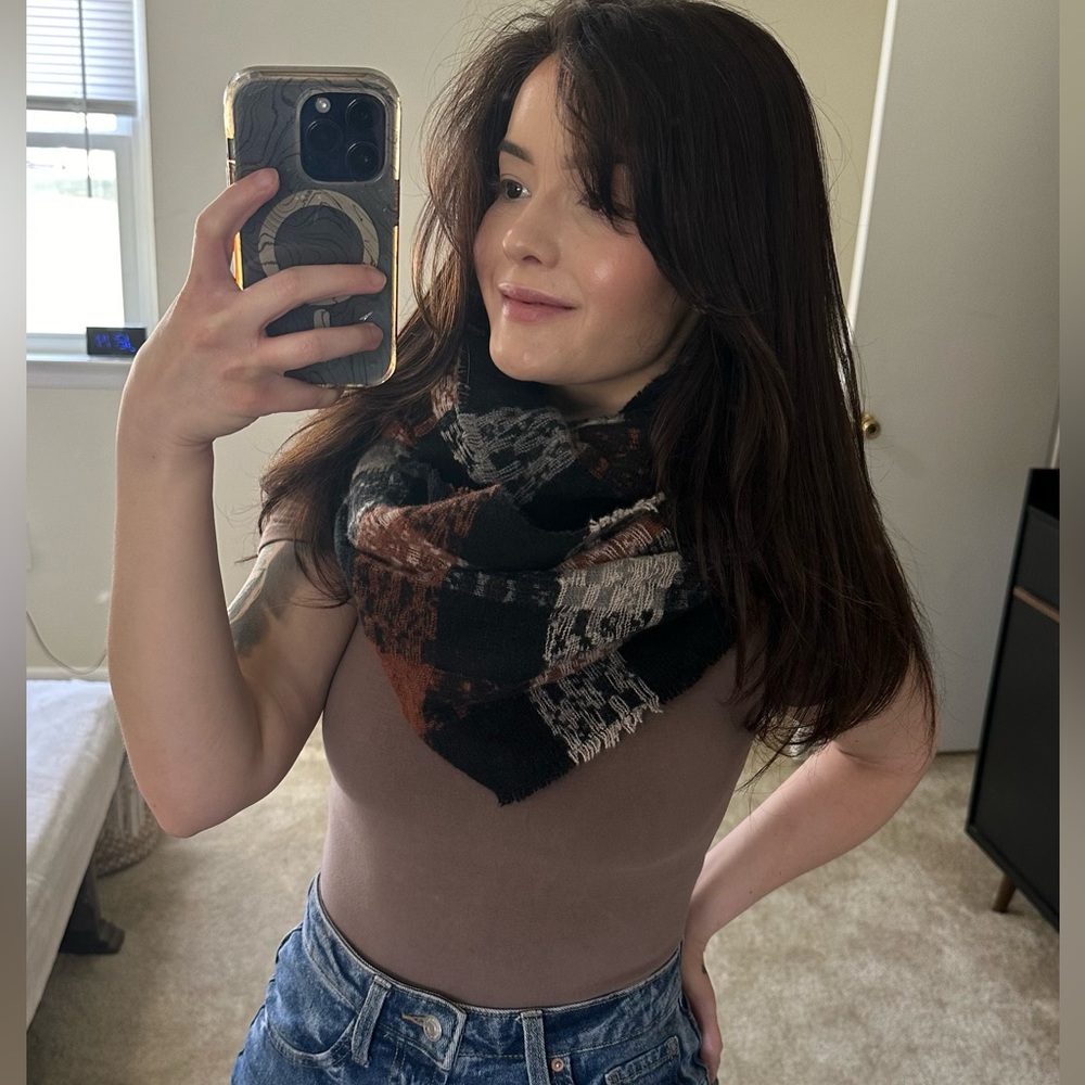 Plaid Infinity Scarf OS - Picture 6 of 6